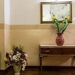 Italia Hotell 2*