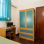 Italia Hotell 2*