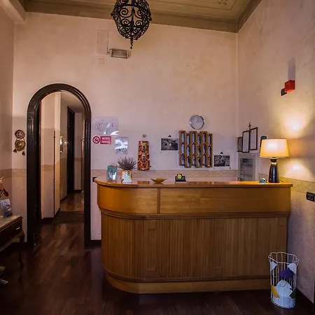 Hotel Italia 2*